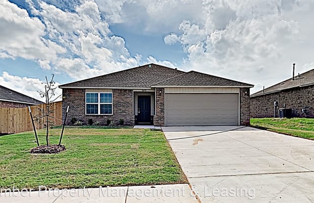 2032 W Hunters Spring Way - 2032 W Hunter Springs Way, Mustang, OK 73064