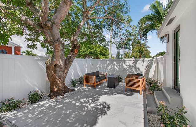 515 NW 1st Street unit: 1