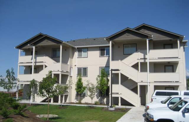 525 Western Ave