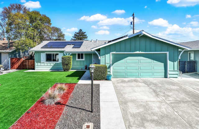 Photo of 162 Isle Royale Circle, Vacaville