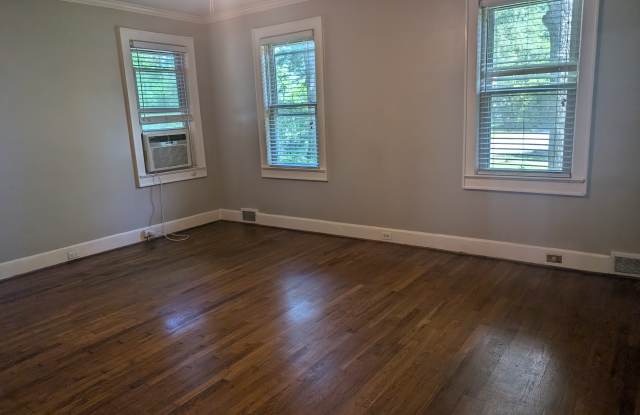 2730 Blossom StreetApt. A