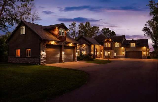 50474 Bayside Avenue