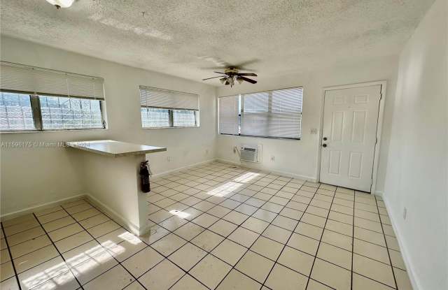 2987 NW 46th St