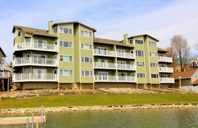 Lake Front Condo in Battle Creek