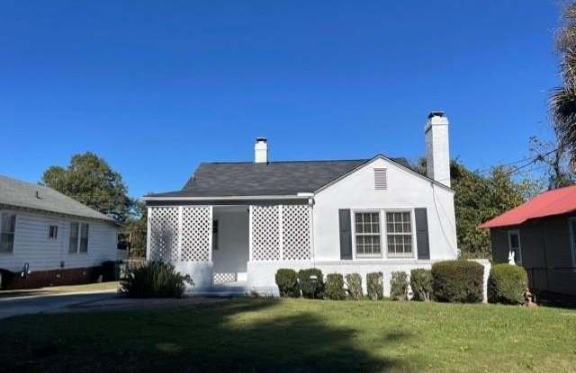 Photo of 2567 N View Avenue