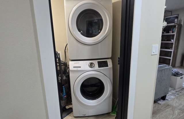 6308 Lake Pointe Way