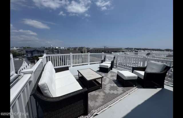 Photo of 207 Carteret Avenue