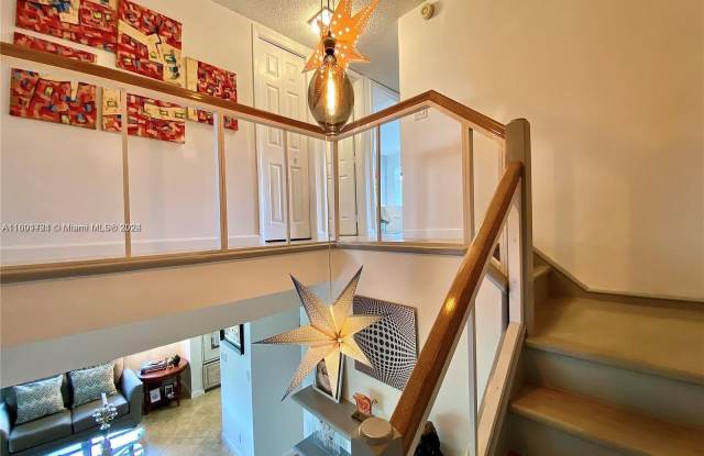 281 Fern Dr