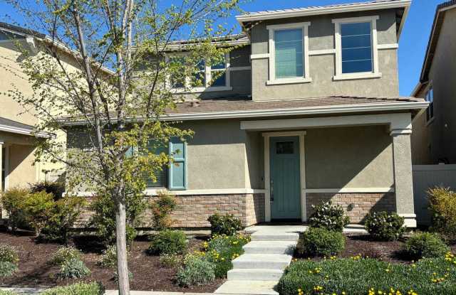 Jaw Dropping 4/3 (1 bed down) Natomas Gem! Please read entire ad for viewings - 1707 Fern Glen Avenue, Sacramento, CA 95834