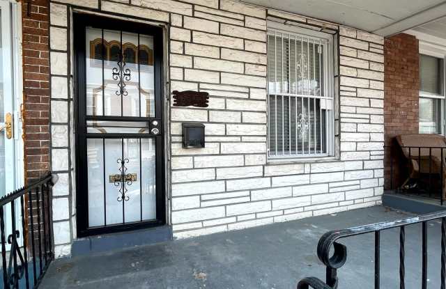 3 Bedroom Home Steps to LaSalle University