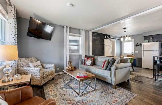 Photo of 110 13th  ST