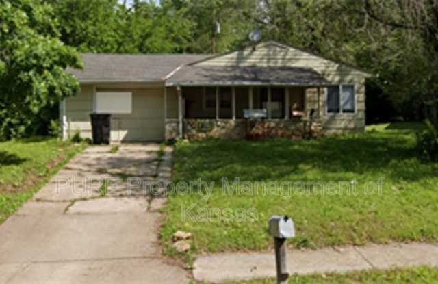 536 SE Colfax Pl