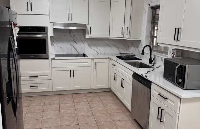 703 Waterford Road Northwest