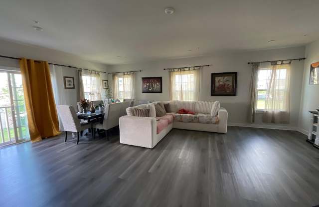 14724 SILVER HAMMER Way unit: 1 Bedroom Suite