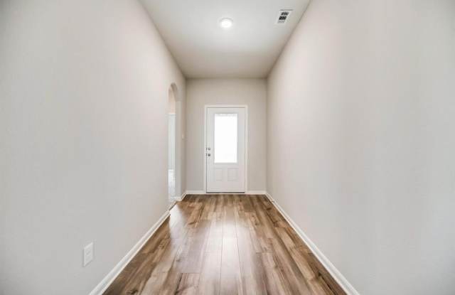 412 Harbor Oaks Drive