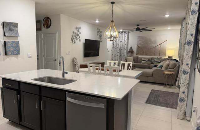 1325 NE 2nd Court, Homestead, FL 33033