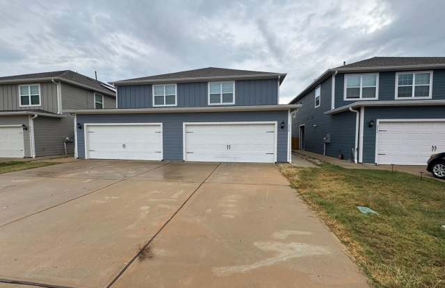 Photo of Stunning and Spacious 3-bed, 2.5-bath new home in Princeton, TX with fenced yard, elegant finishes, and chef’s kitchen.
