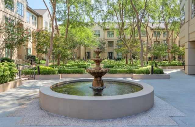 3475 Oak Valley Road NE unit: 530