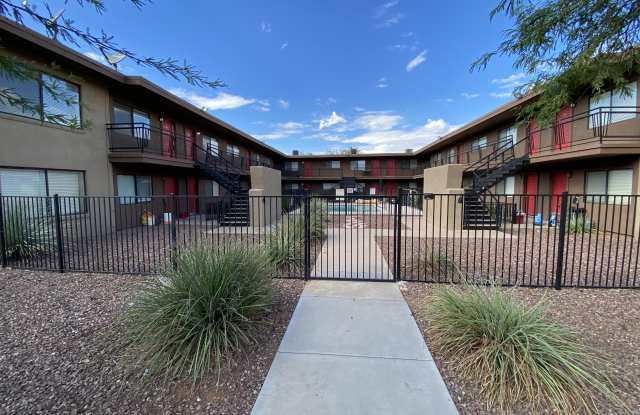 Photo of 310 W EARLL Drive
