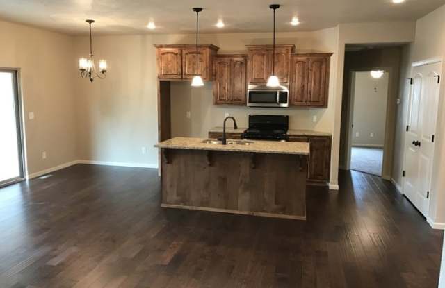 863 South Dry Gulch Road