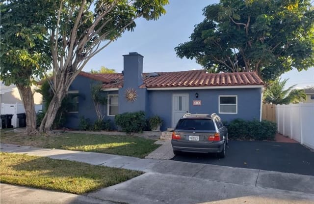 416 SW 11th Ct - 416 Southwest 11th Court, Fort Lauderdale, FL 33315