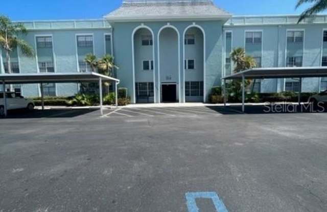 1706 Belleair Forest Dr Apt 222