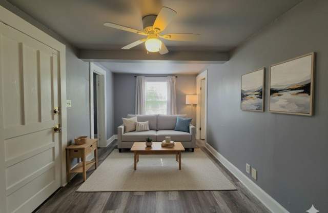 Charming 1 Bedroom/1 Bathroom - Downtown Lakeland Apartment