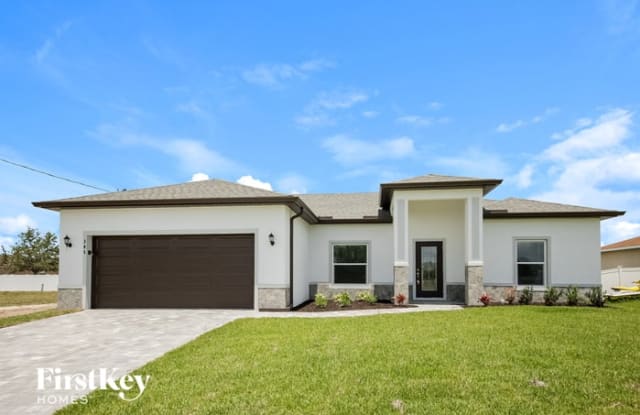 305 NW 23rd St - 305 Northwest 23rd Street, Cape Coral, FL 33993