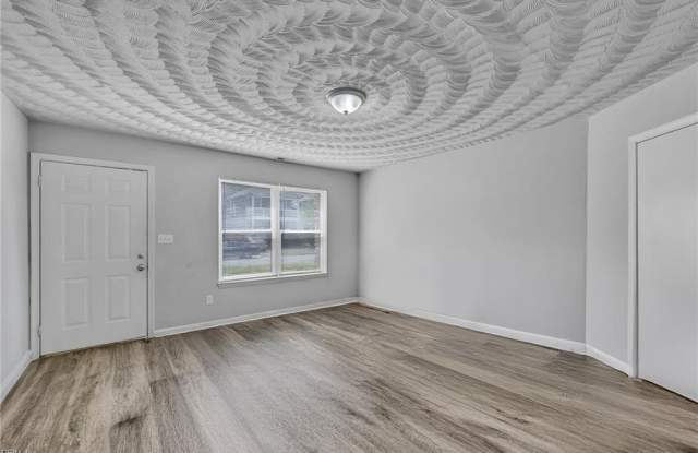 Photo of 234 W 32nd Street