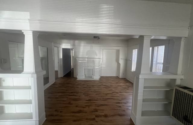 1236 E 43rd Street (Front House)