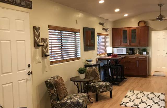 3419 N Wilson Avenue