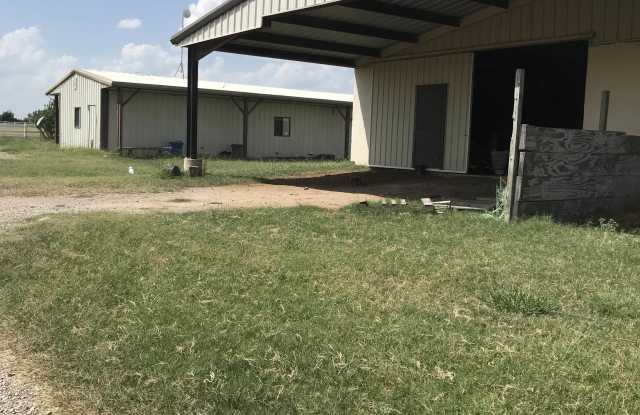 217 Agra Road - 217 Agra Road, Payne County, OK 74023