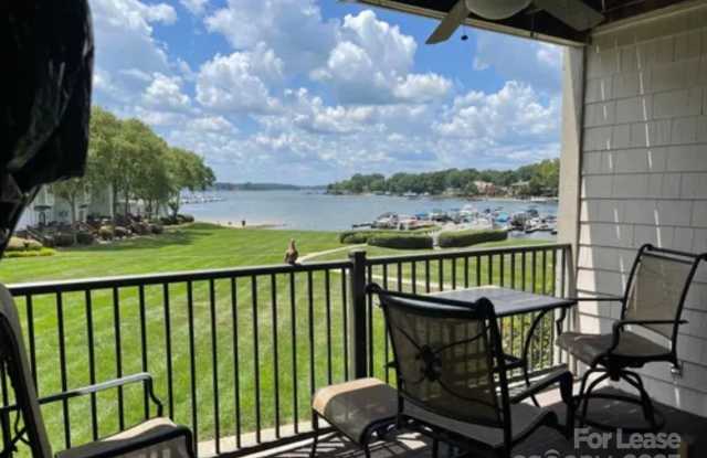 Photo of 18701 Nautical Drive unit: 203