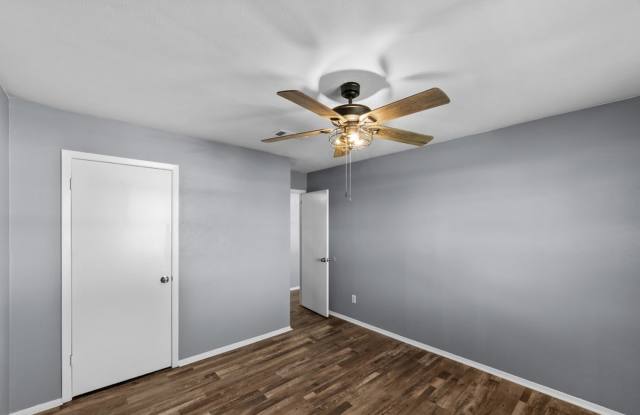 The Weston Apartments - Student Housing