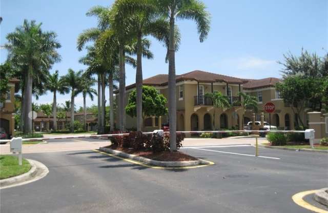 6920 JULIA GARDENS DR