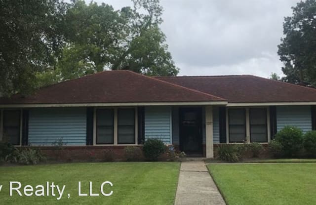 1227 8th st - 1227 8th Street, Lake Charles, LA 70601