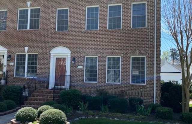 Photo of 5329 Center Street