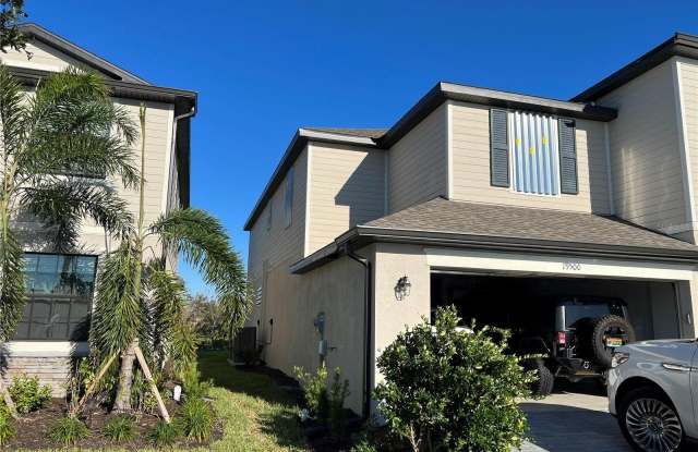 19500 FISHHAWK TRAIL