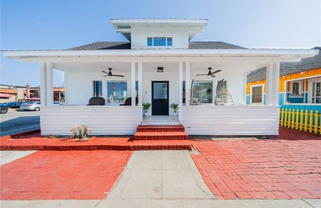 70 10th Street - 70 10th Street, Hermosa Beach, CA 90254