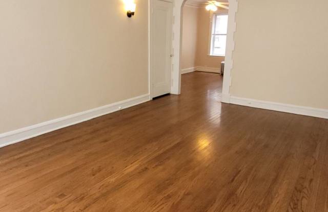 1804 West Farwell Ave.