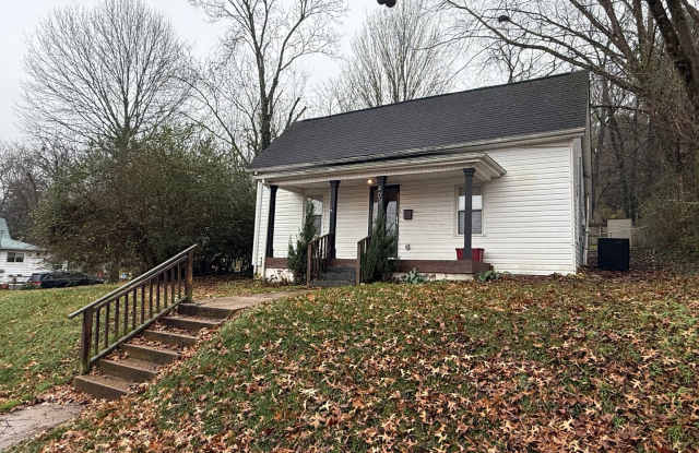 Photo of Very nice home located in the Tree Streets - Walking distance to ETSU!