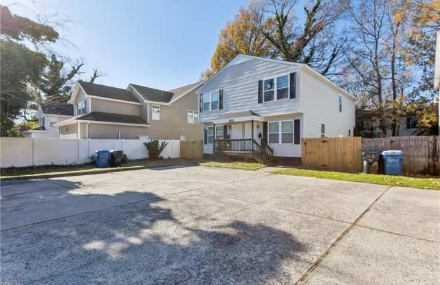 Photo of 317 Roselynn Lane