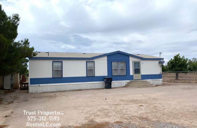 Large DW within City Limits - 2590 Glass Road, Doña Ana County, NM 88005