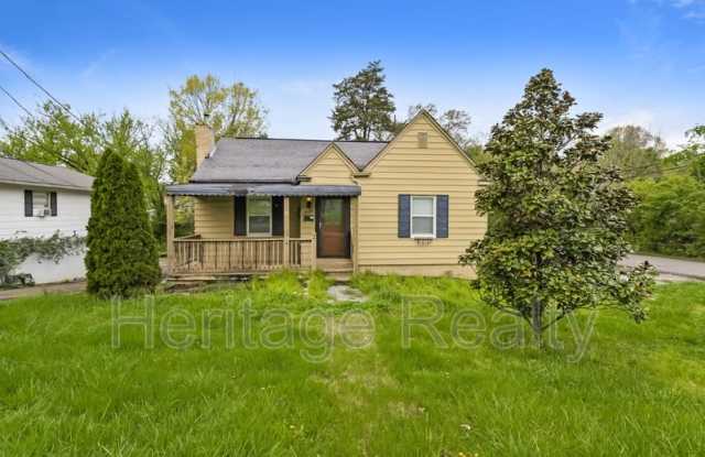 2935 Woodrow Drive
