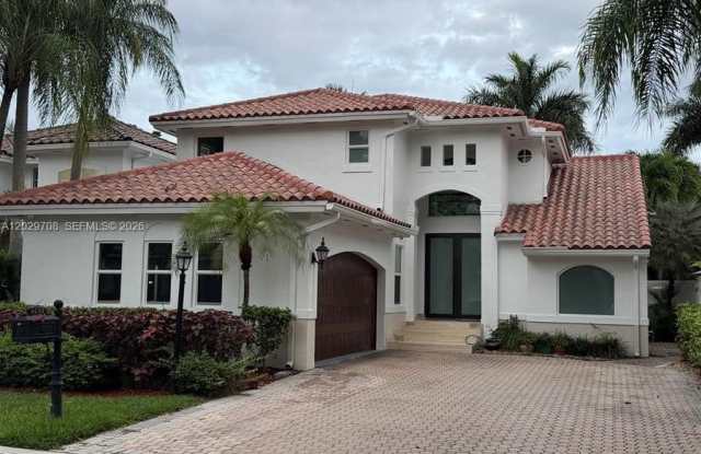 4499 NW 93rd Doral Ct