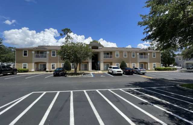 Nature's Hideaway 3/2 Condo - 6063 Maggies Circle, Jacksonville, FL 32244