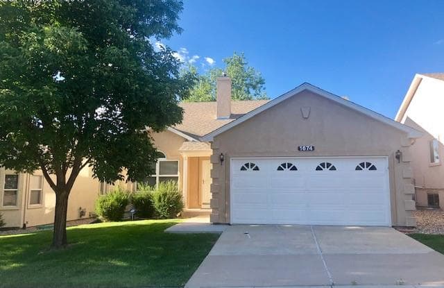 1674 Pinon Glen Circle - 1674 Pinon Glen Circle, Colorado Springs, CO 80919