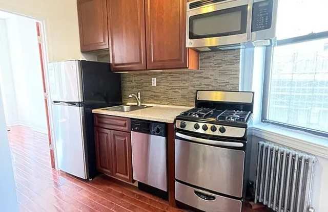 219 E 32nd St Apt 5B