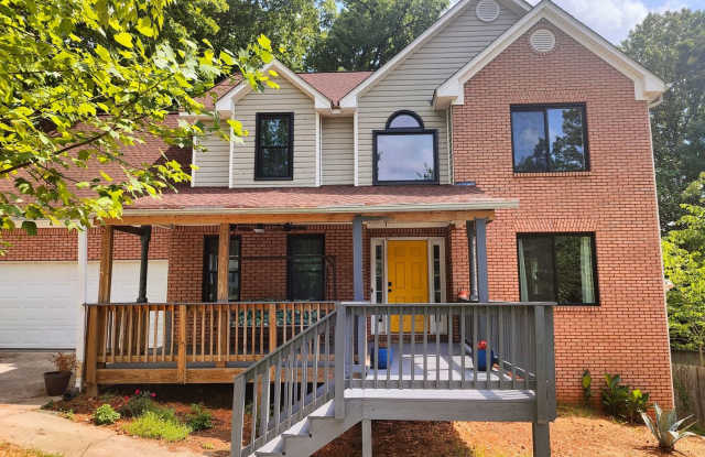 Spacious 4BR House in Lawrenceville
