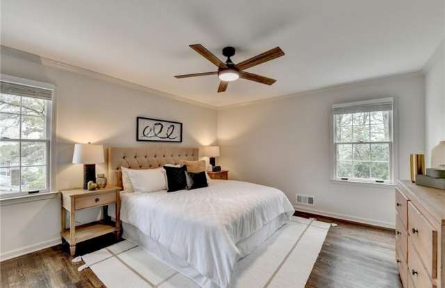 1450 CEDARHURST Drive